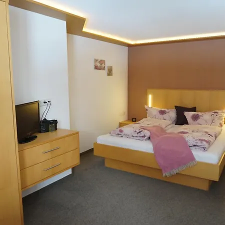 Pensjonat Haus Schwendinger 3*