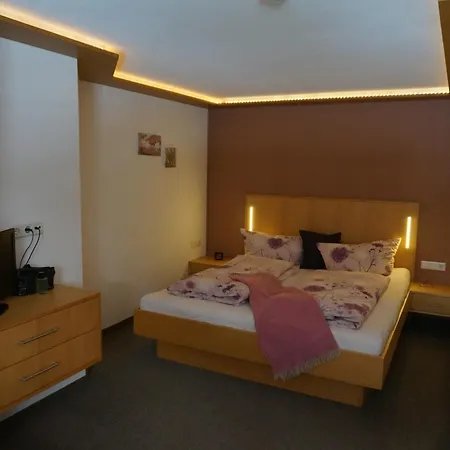 Haus Schwendinger 3*